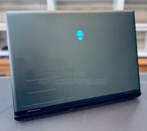 New Laptop Dell Alienware M16 R2 16GB Intel Core Ultra 9 SSD 1T