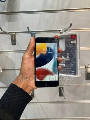 Apple iPhone 7 128 GB Red