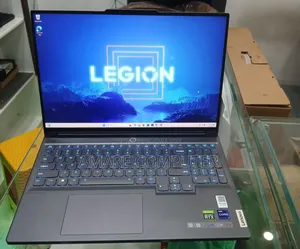 New Laptop Lenovo Lrgion 7i 16GB Intel Core I9 SSD 1T