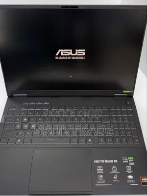 New Laptop Lenovo Legion 5 16GB AMD Ryzen 7 SSD 512GB