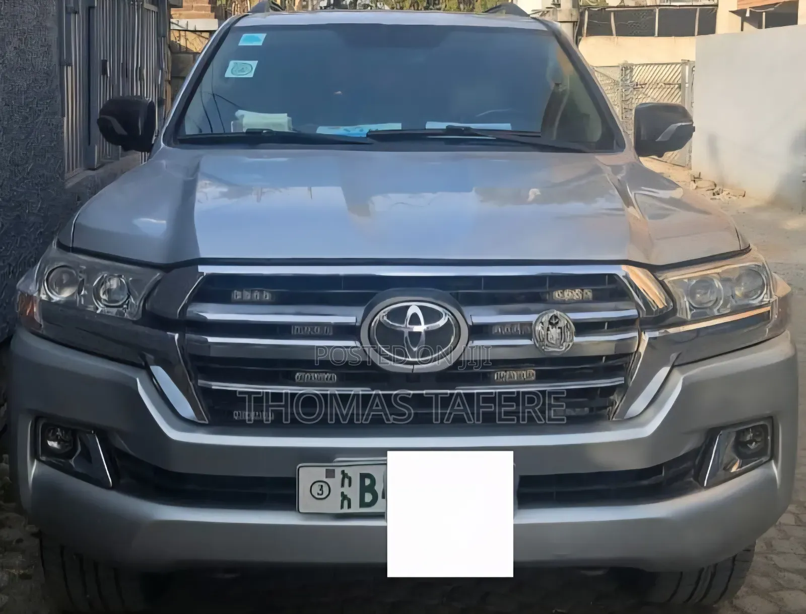 Toyota Land Cruiser 2011 Silver