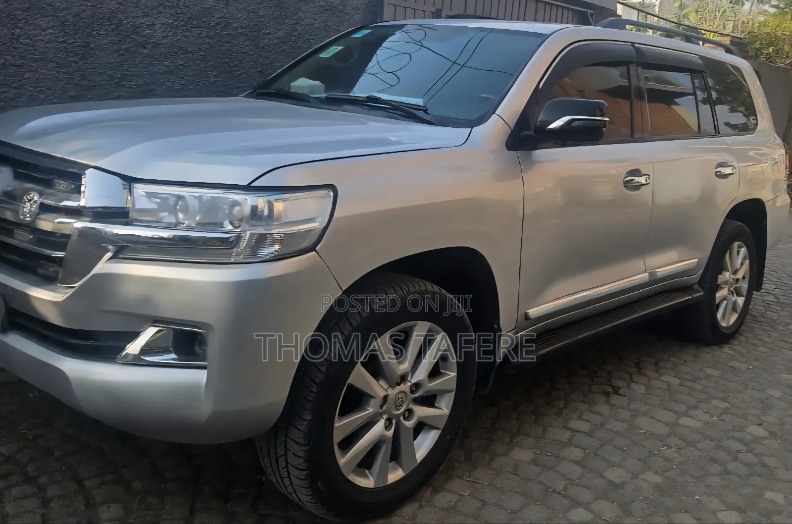 Toyota Land Cruiser 2011 Silver