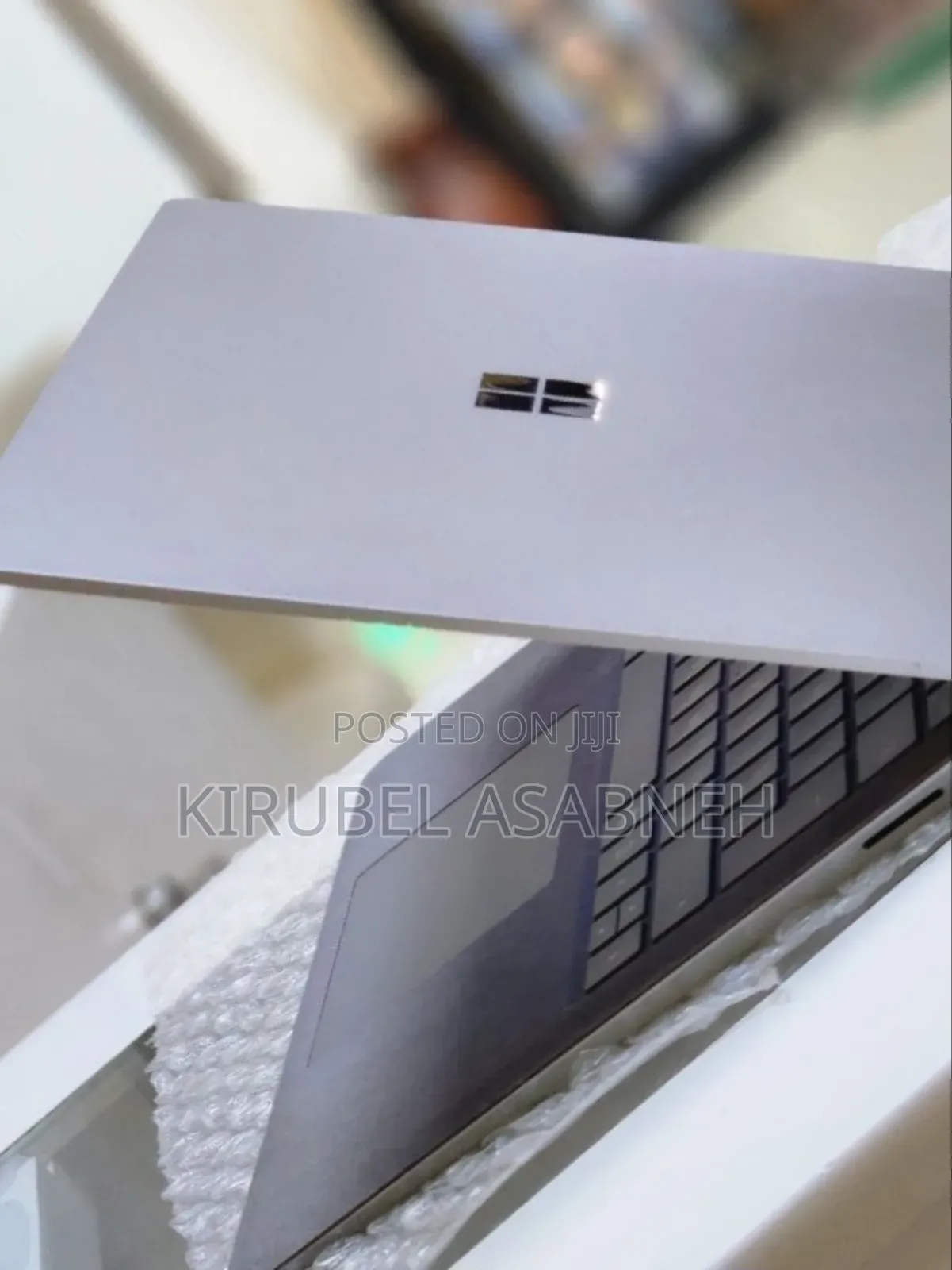 New Laptop Microsoft Surface 8GB Intel Core I5 SSD 512GB