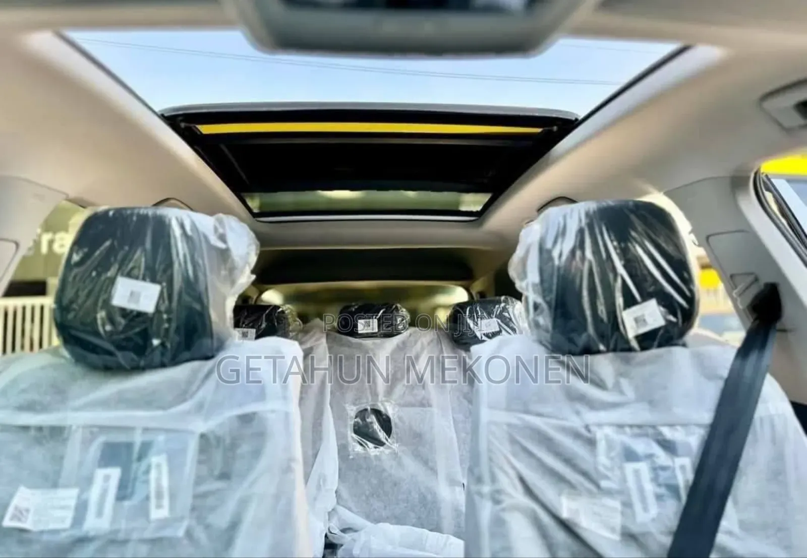 New Volkswagen ID.6 2024 Gold