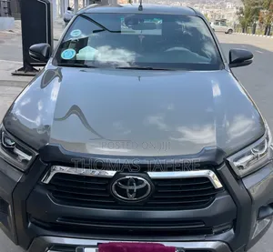 Toyota Hilux 2021
