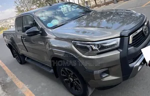Toyota Hilux 2021