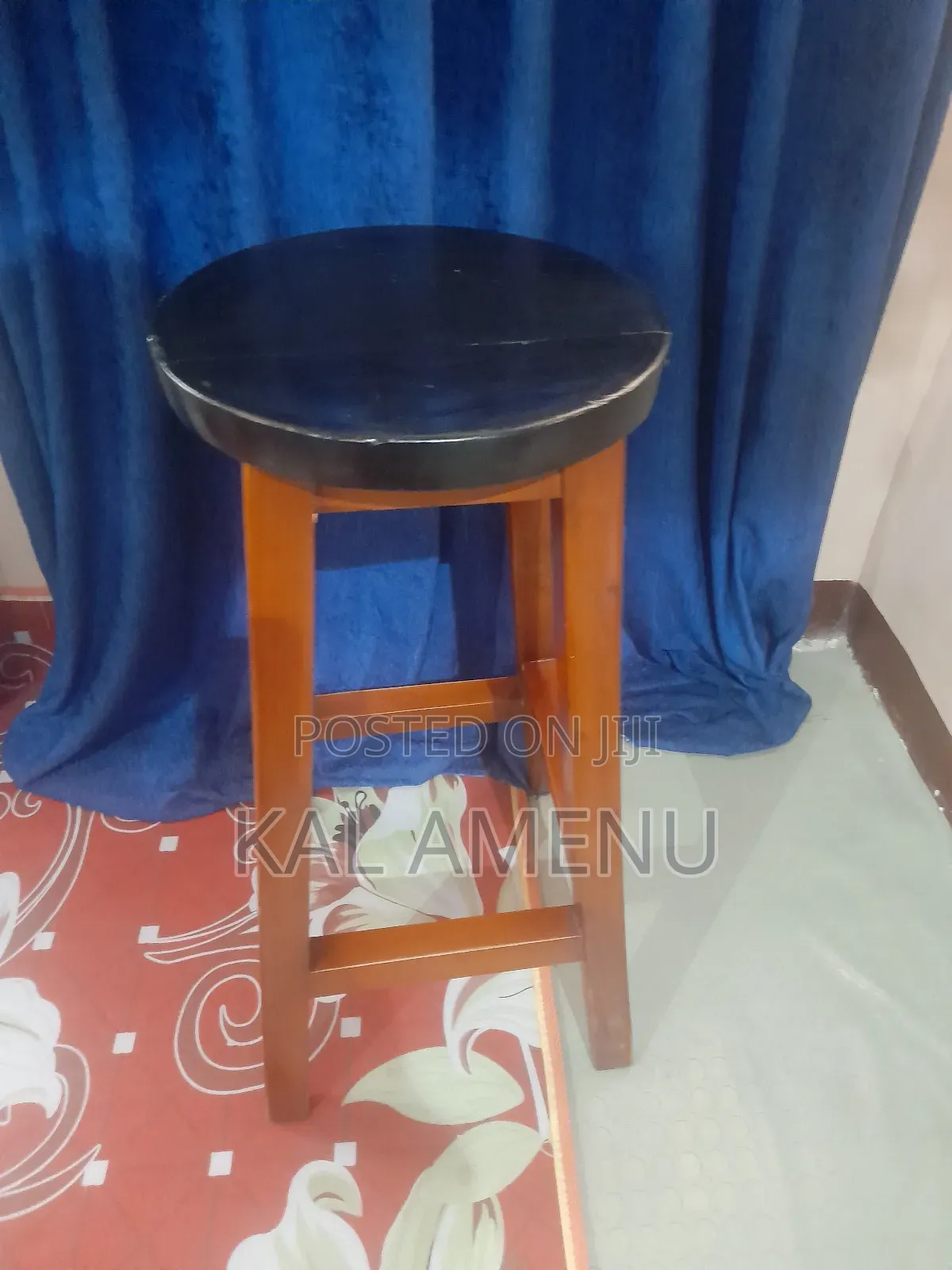 ወንበር (የባለጌ ወንበር)