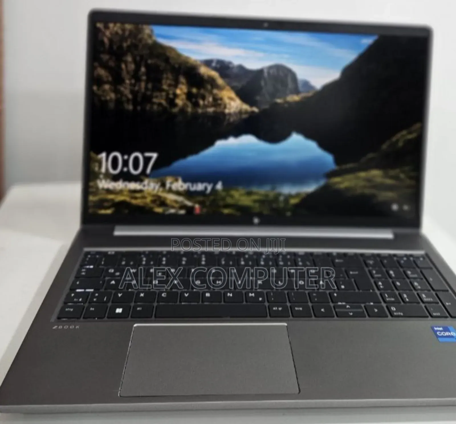New Laptop HP ZBook Studio G8 16GB Intel Core I7 SSD 1T