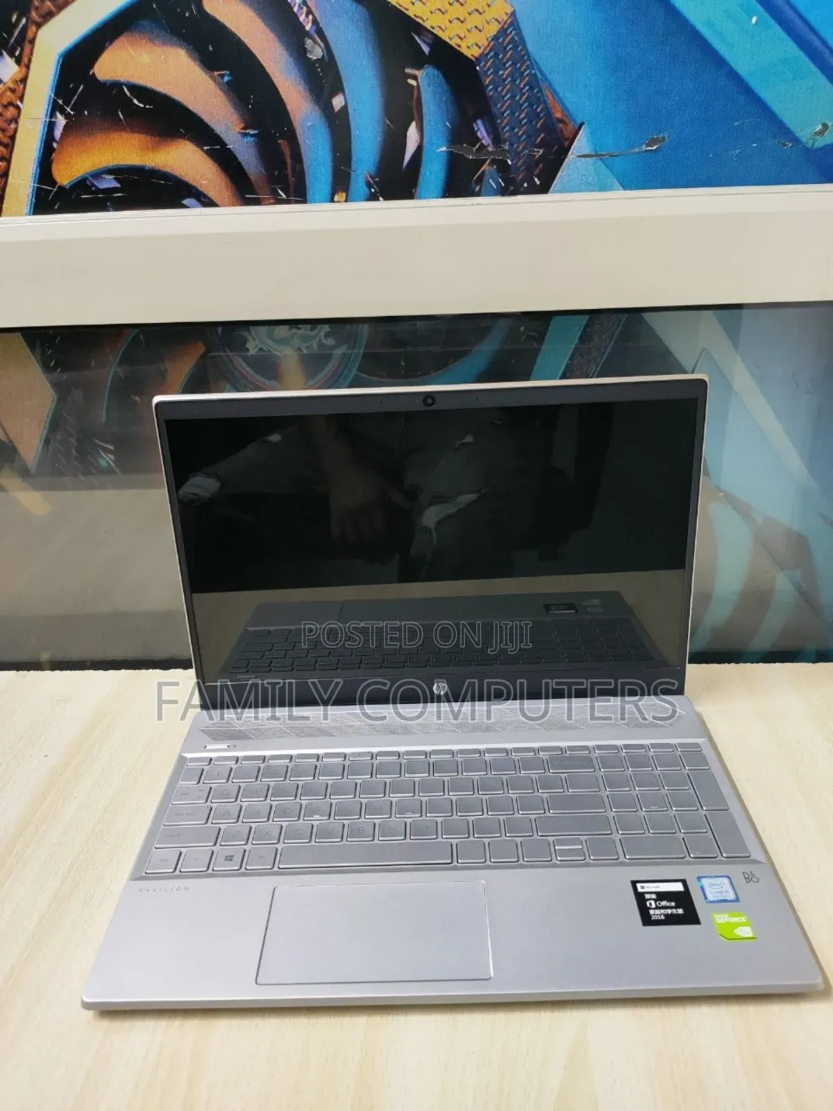 New Laptop HP Pavilion 15 8GB Intel Core I5 SSHD+SSD 1T