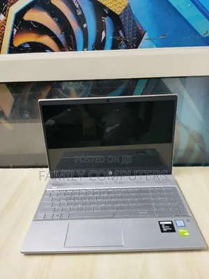 New Laptop HP Pavilion 15 8GB Intel Core I5 SSHD+SSD 1T