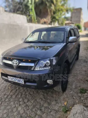 Toyota Hilux 2007 Black