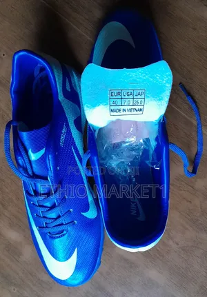 Nike Futsal Shies Taketa