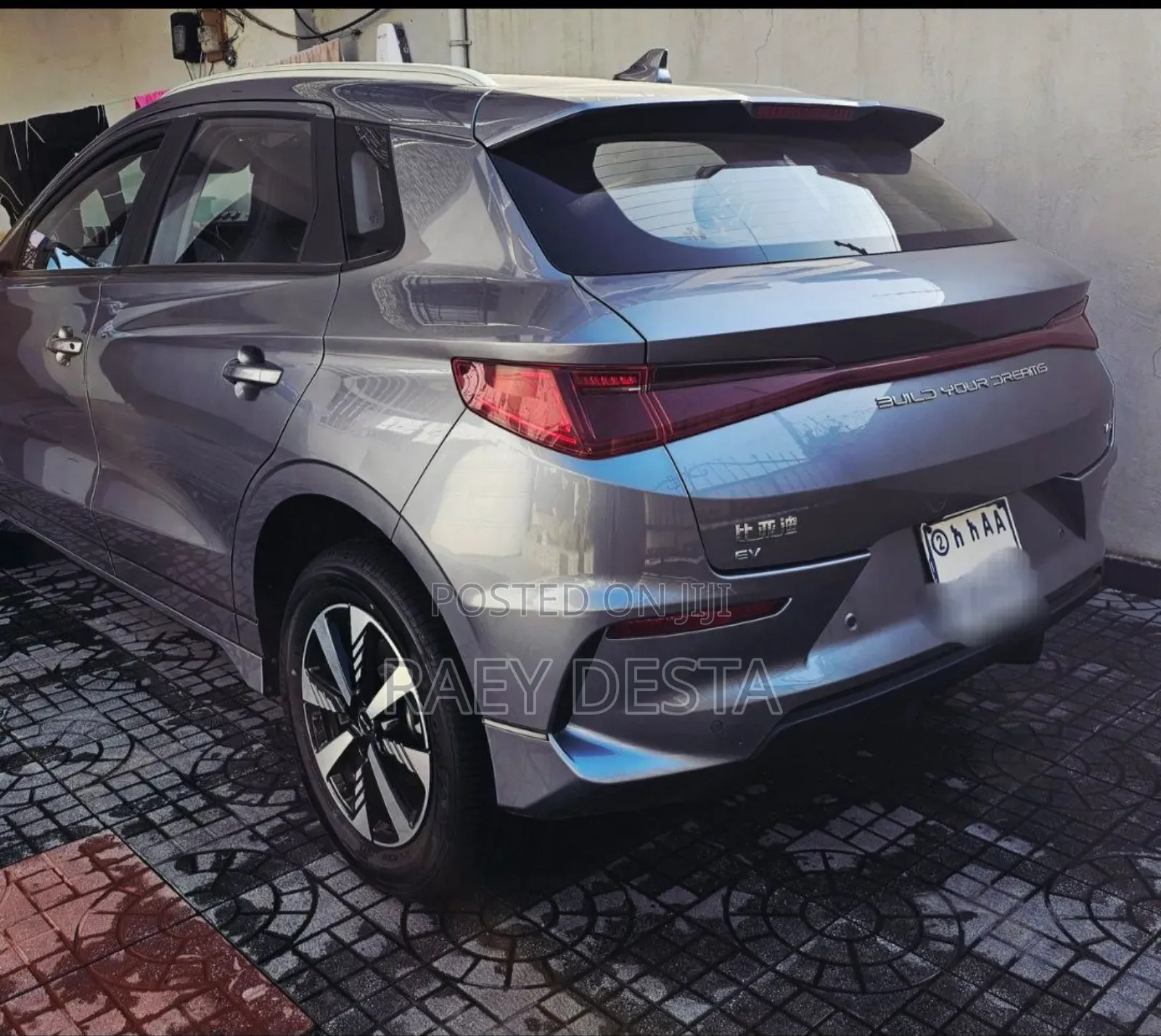 BYD E2 43 kWh 94 hp FWD 2025 Silver