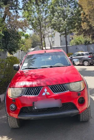 Mitsubishi L200 2008 Red