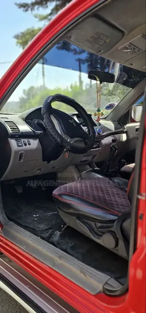 Mitsubishi L200 2008 Red