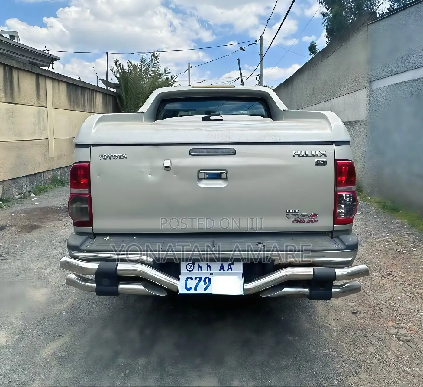 Toyota Hilux 2015 Gold