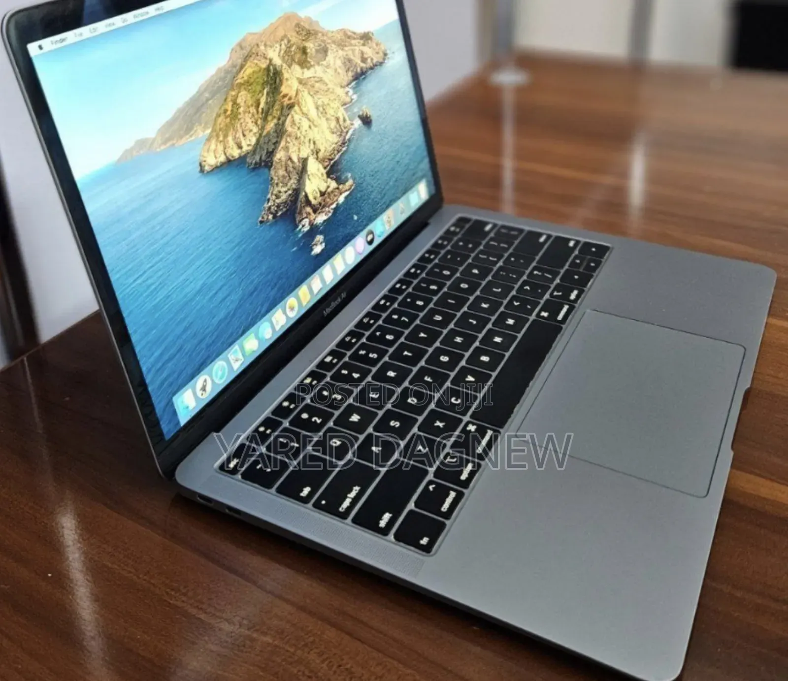 New Laptop Apple MacBook Air 2019 8GB Intel Core I5 SSD 128GB