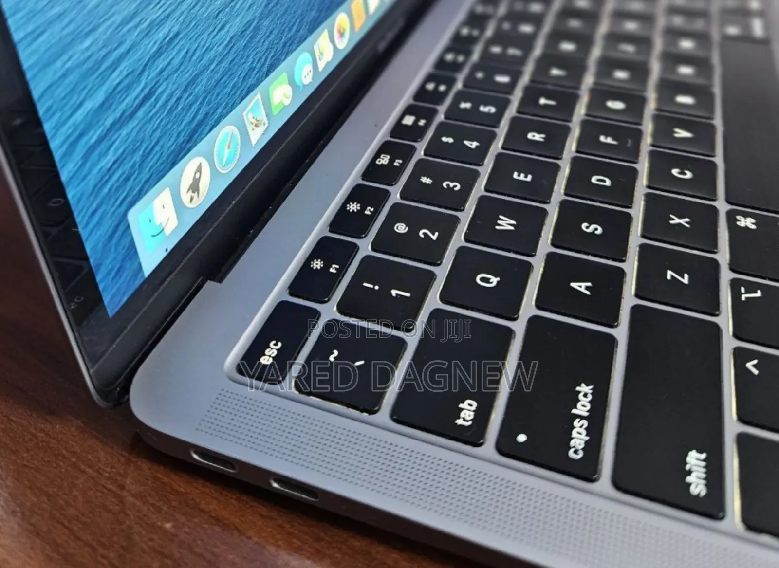 New Laptop Apple MacBook Air 2019 8GB Intel Core I5 SSD 128GB