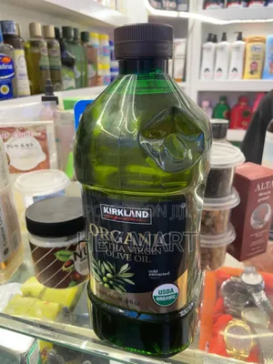 Kirkland Signature Organic Extra Virgin Olive Oil.