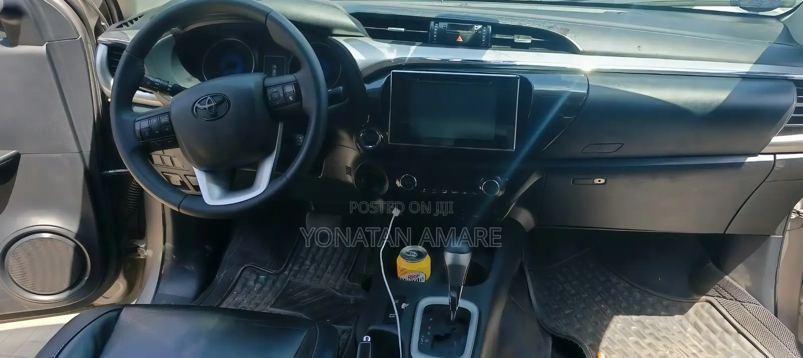 Toyota Hilux 2018 Gold