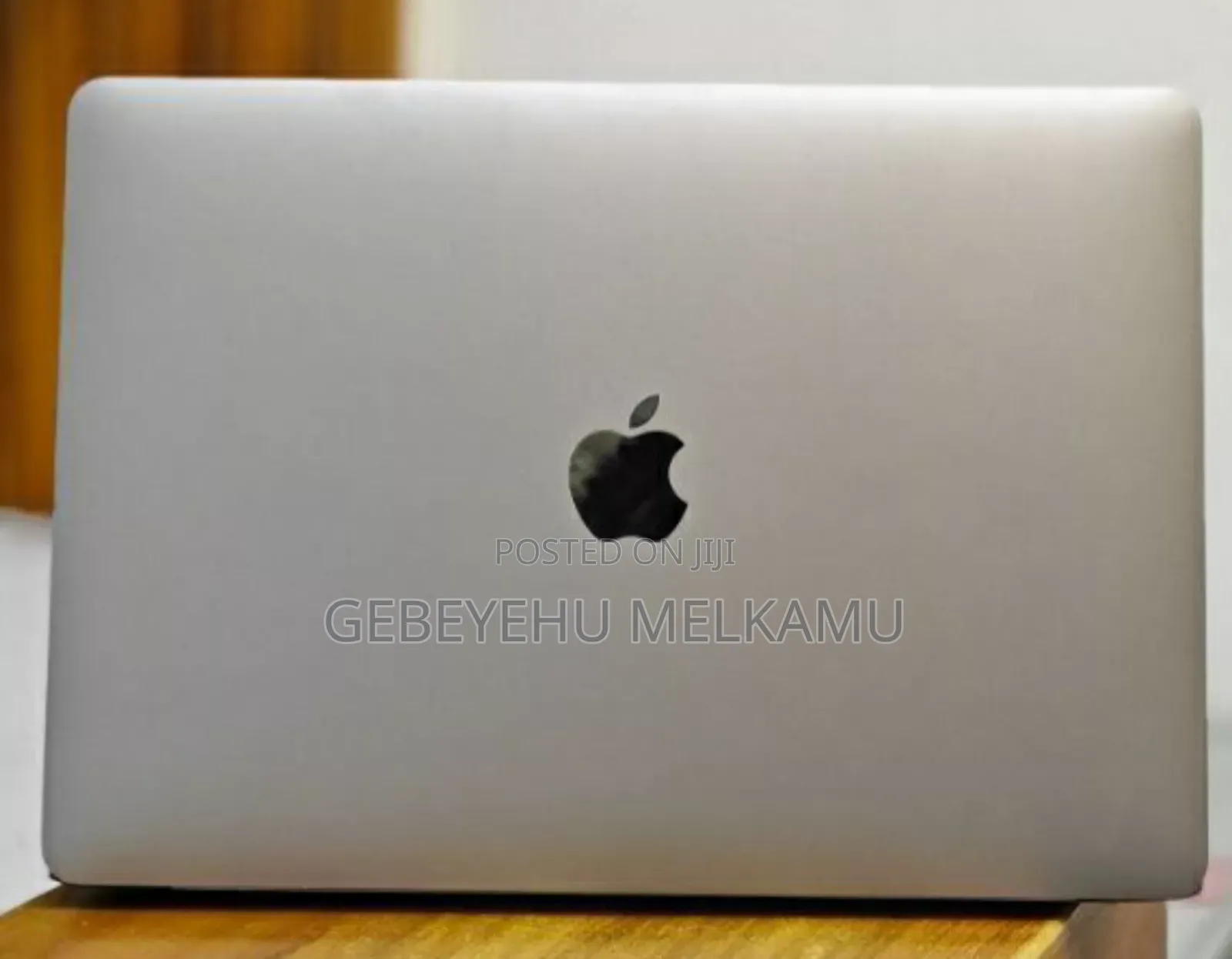 New Laptop Apple MacBook Air 2020 M1 32GB Apple M1 SSD 256GB