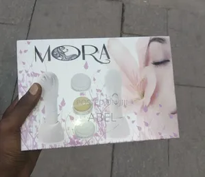 Battery -powered Facial Cleansing