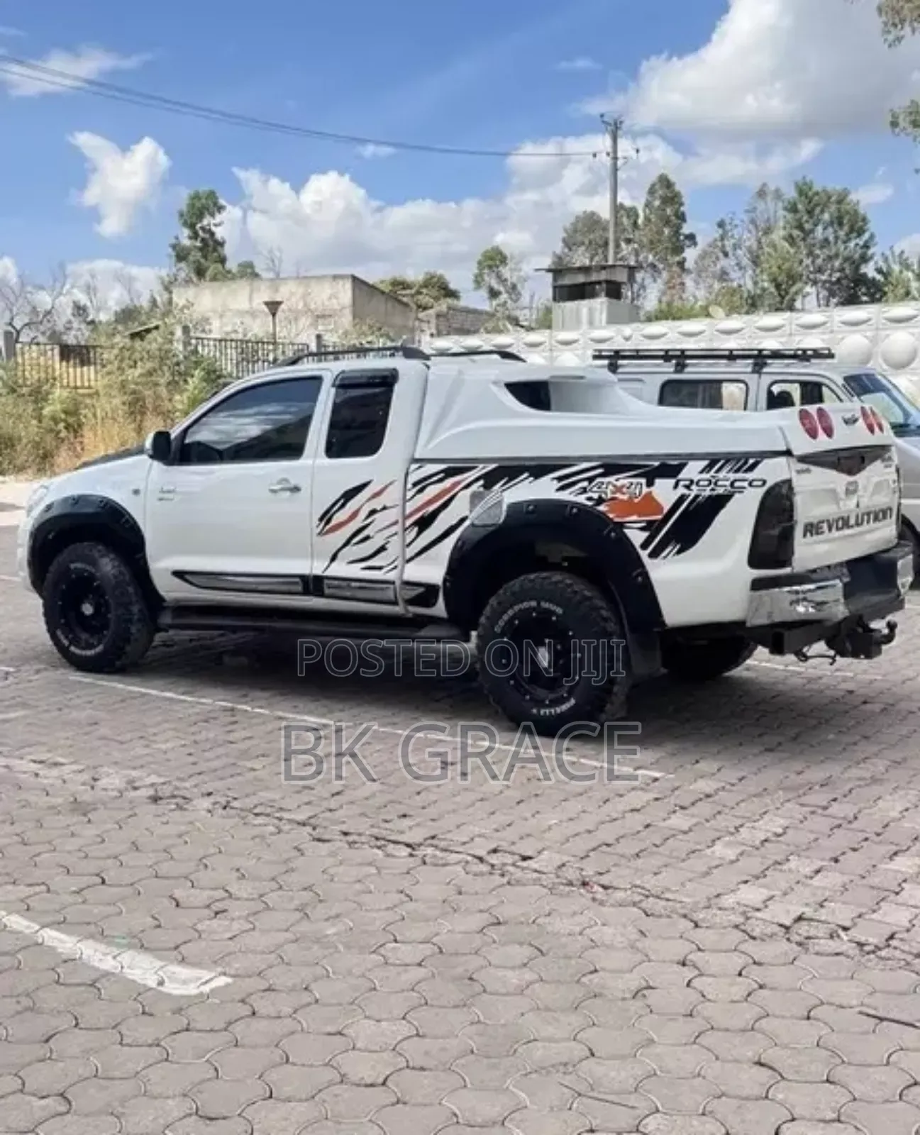 Toyota Hilux 2.5 D-4D 4X4 SRX 2010 White