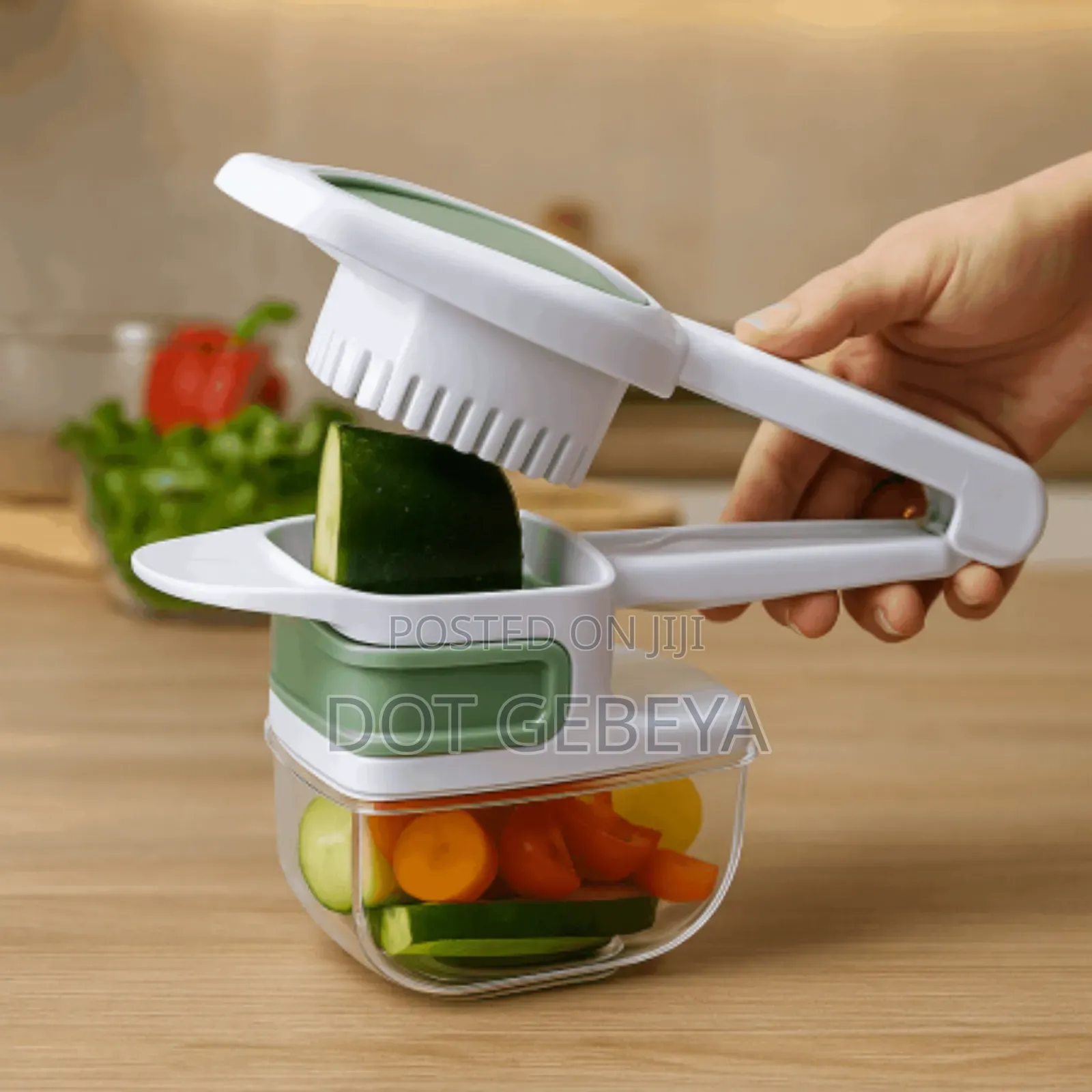 Multifunctional Vegetable Chopper/Slicer
