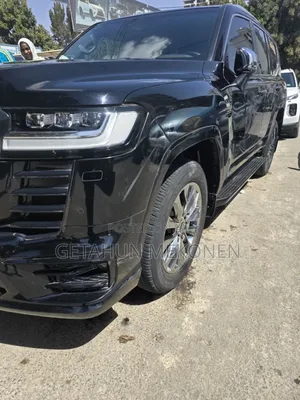 Toyota Land Cruiser 2023 Black