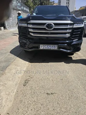 Toyota Land Cruiser 2023 Black