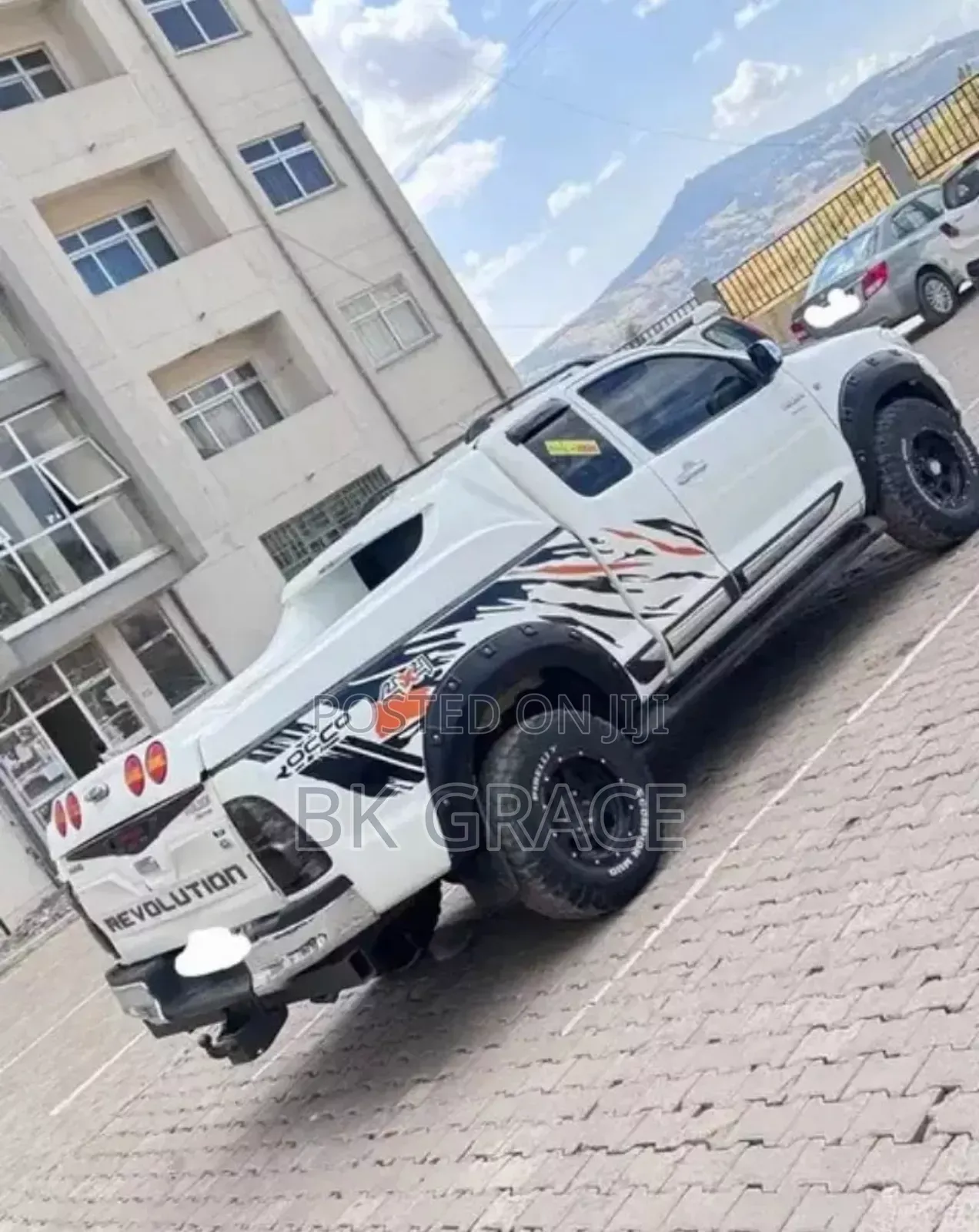 Toyota Hilux 2.5 D-4D 4X4 SRX 2010 White