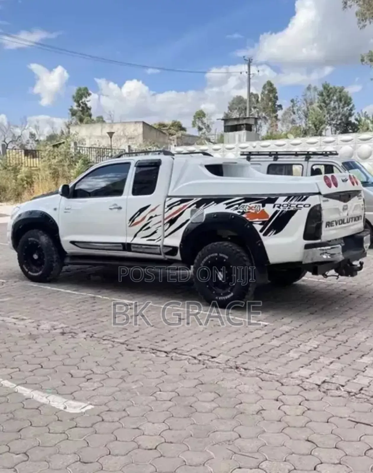 Toyota Hilux 2.5 D-4D 4X4 SRX 2010 White