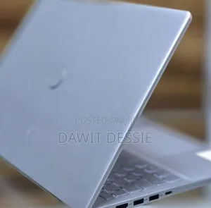 New Laptop Dell 16GB Intel Core I7 SSD 512GB