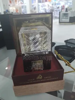 Khamrah Dukhan Perfume