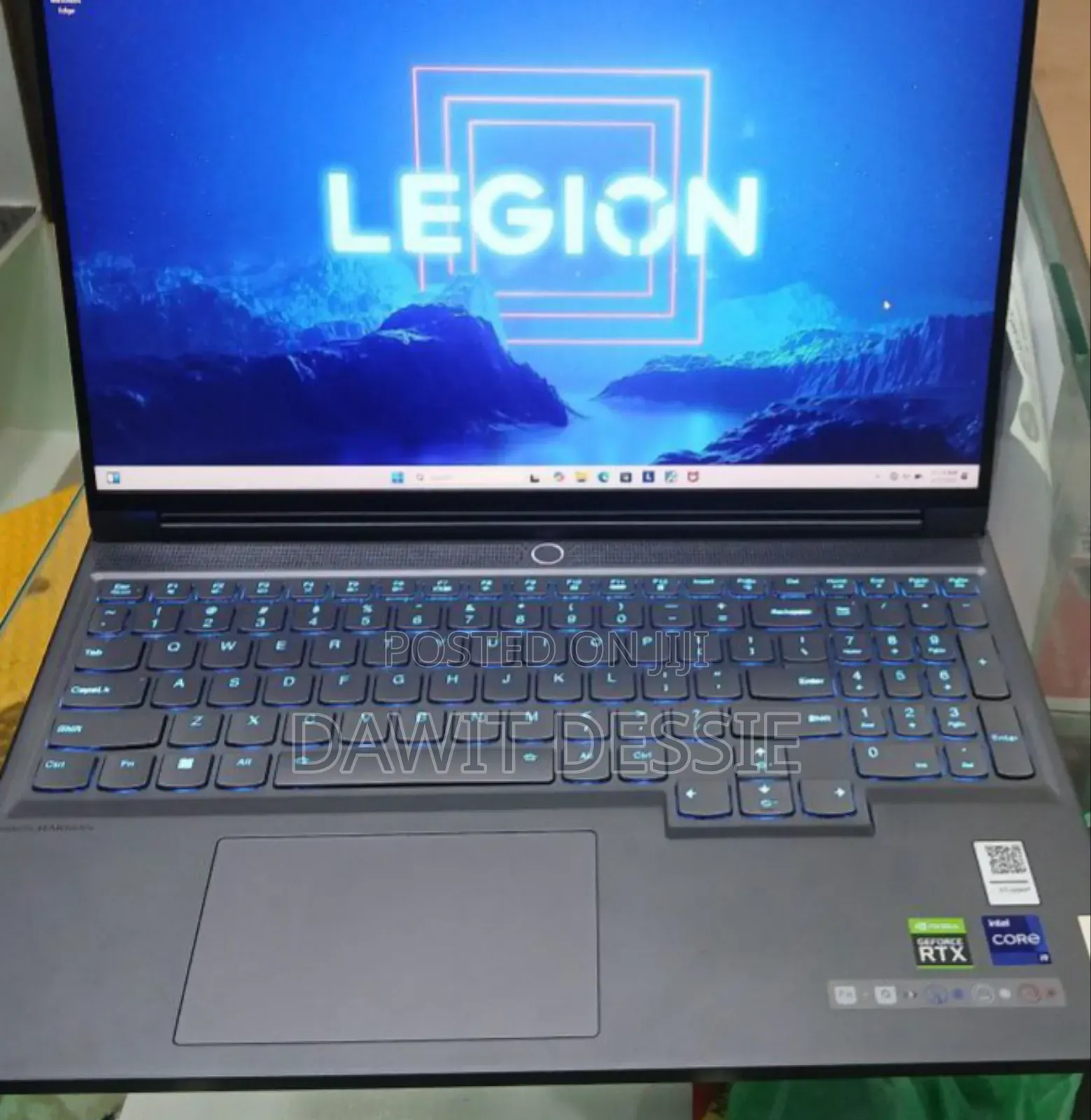 New Laptop Lenovo Lrgion 7i 16GB Intel Core I9 SSD 1T