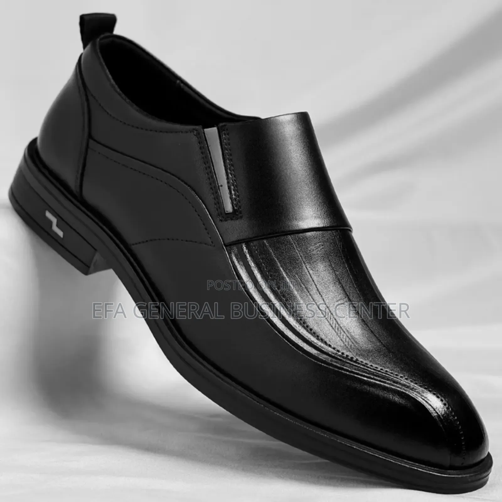 Qualities Mane Shose