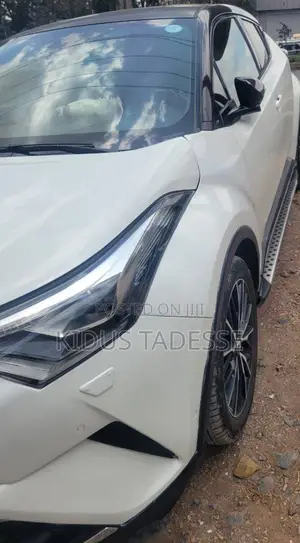 Toyota C-HR 2017 White
