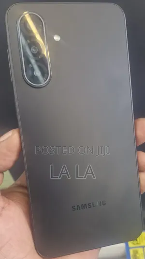 New Samsung Galaxy A17 5G 256 GB Black