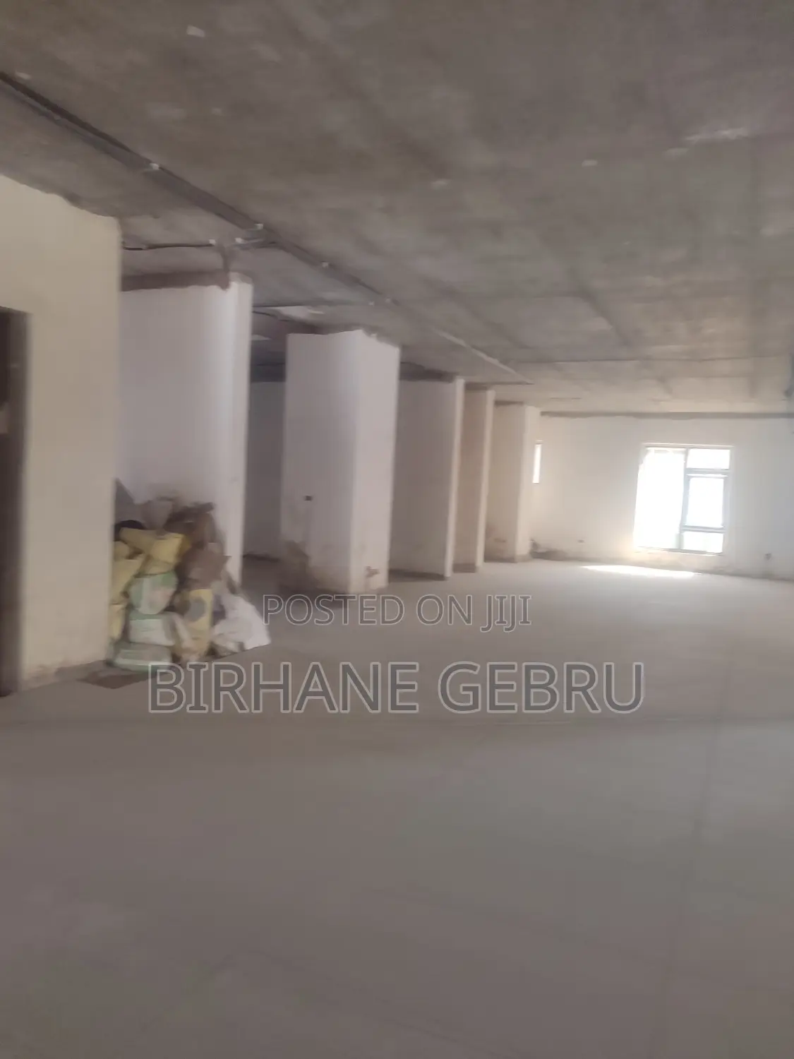 Space Rent for Beuty Salon .Clink.Show Room and Other