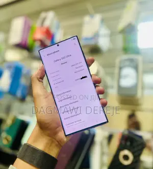 New Samsung Galaxy S22 Ultra 5G 256 GB Red