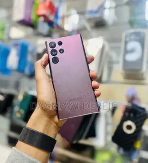 New Samsung Galaxy S22 Ultra 5G 256 GB Red