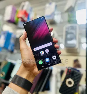 New Samsung Galaxy S22 Ultra 5G 256 GB Red