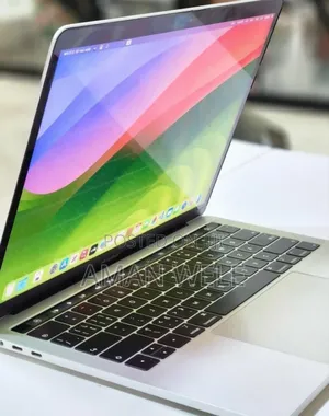 New Laptop Apple MacBook Pro 2018 8GB Intel Core I5 SSD 256GB