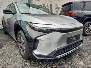 New Toyota bZ4X 2025 Gray