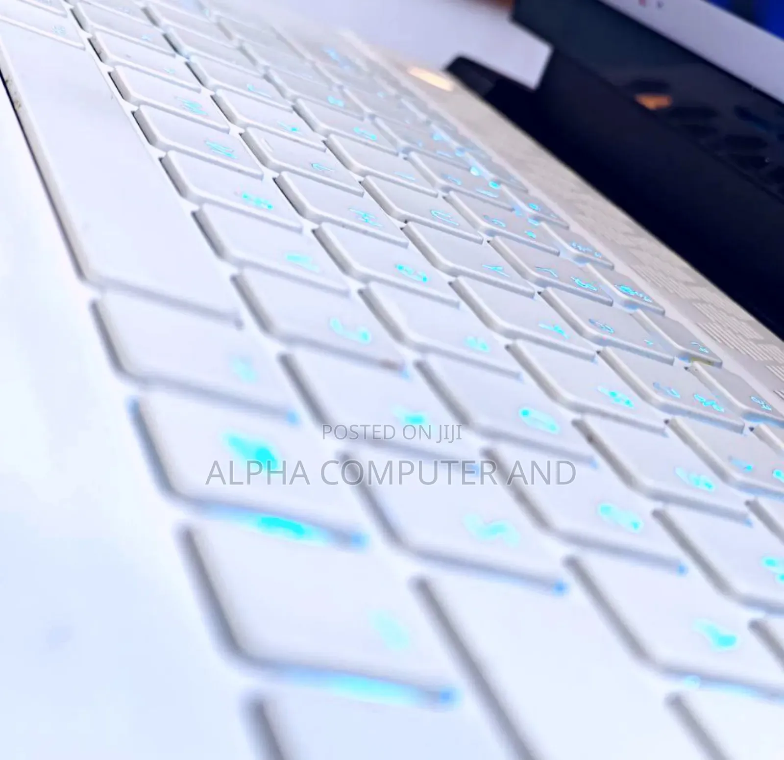 New Laptop Dell Alienware 15 R2 16GB Intel Core I7 SSD 512GB