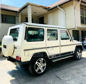 Mercedes-Benz G-Class 1988 White