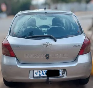 Toyota Yaris 1.0 VVT-i 2007 Silver