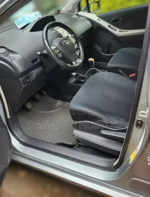 Toyota Yaris 1.0 VVT-i 2007 Silver