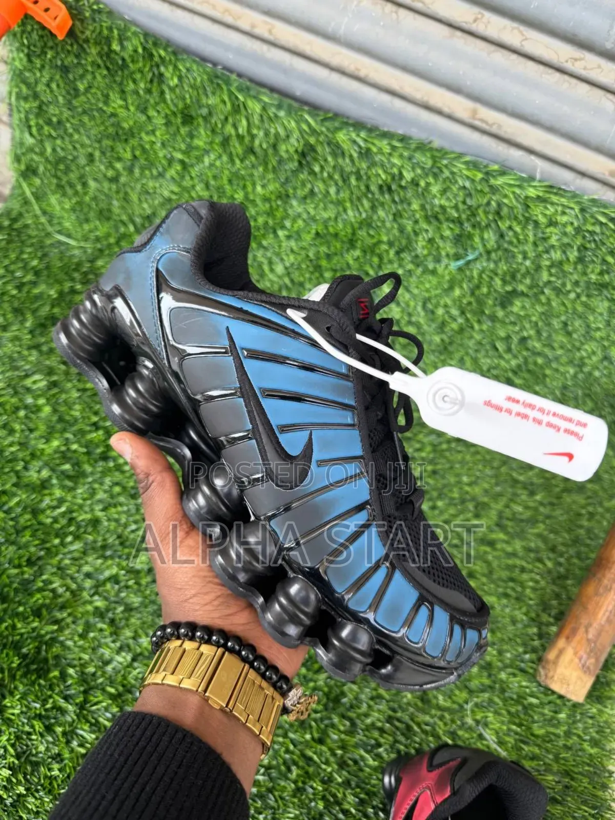 New Arrival Nike Shox Sneakers Made in Vietnam