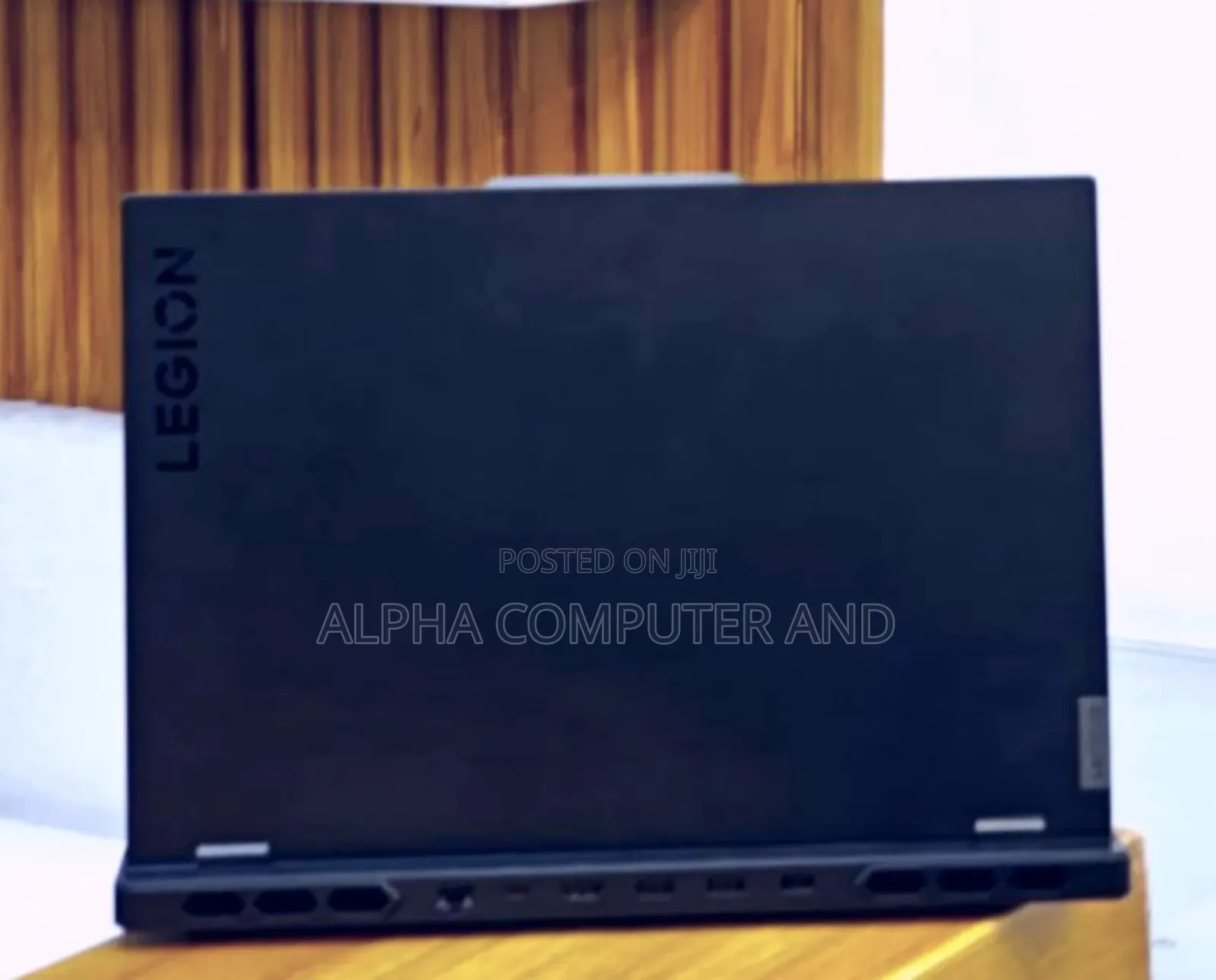 New Laptop Lenovo Legion 7 32GB Intel Core Ultra 9 SSD 1T